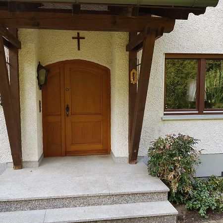 Gemuetliches Gaestehaus! Waldkraiburg Bagian luar foto