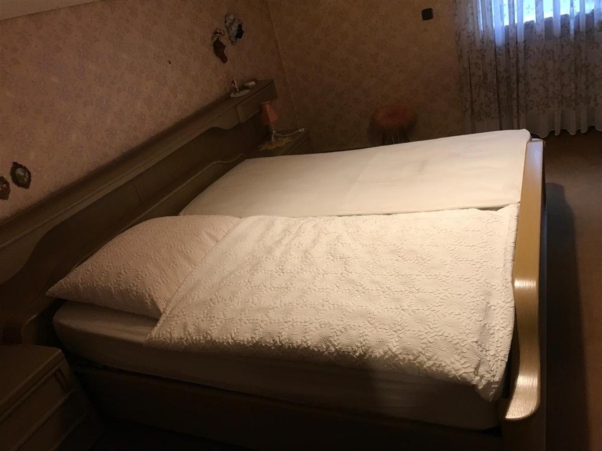 Gemuetliches Gaestehaus! Waldkraiburg Bagian luar foto
