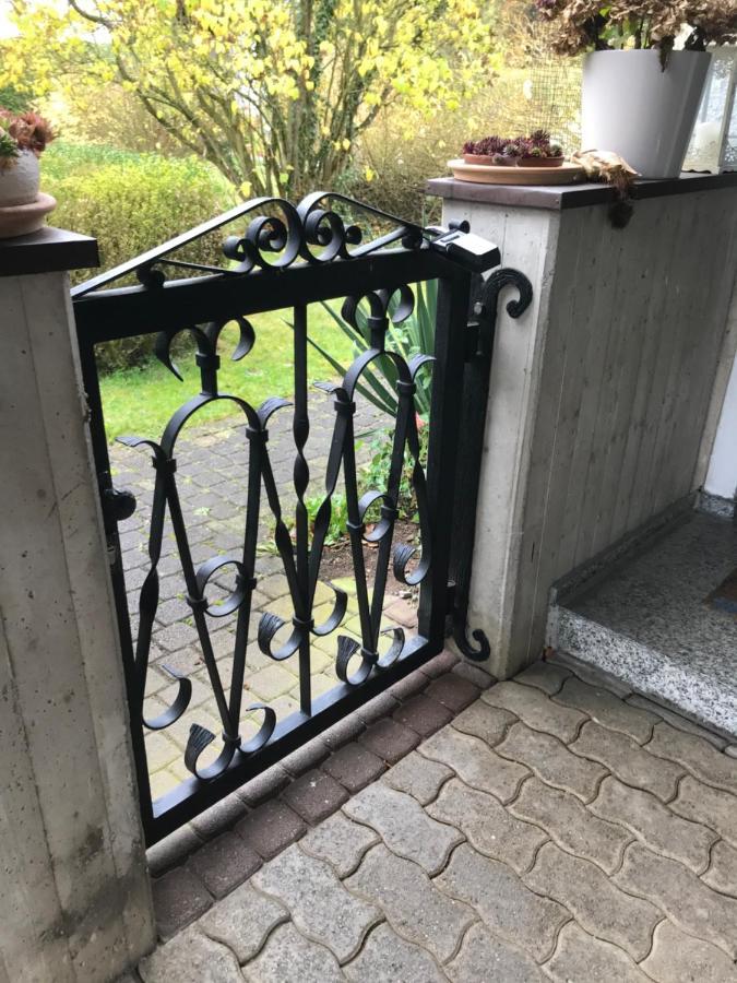 Gemuetliches Gaestehaus! Waldkraiburg Bagian luar foto